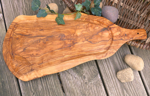 Steakbrett aus Olivenholz mit Griff und Saftrille 35 - 39 cm