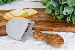 Käsehobel mit design Griff aus Olivenholz